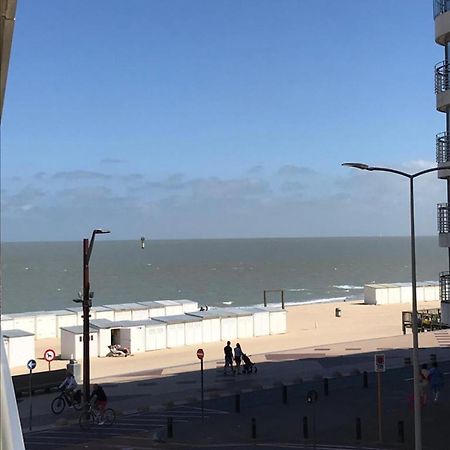 Urbanstay Suites - Beachfront Apartment In Knokke Bagian luar foto